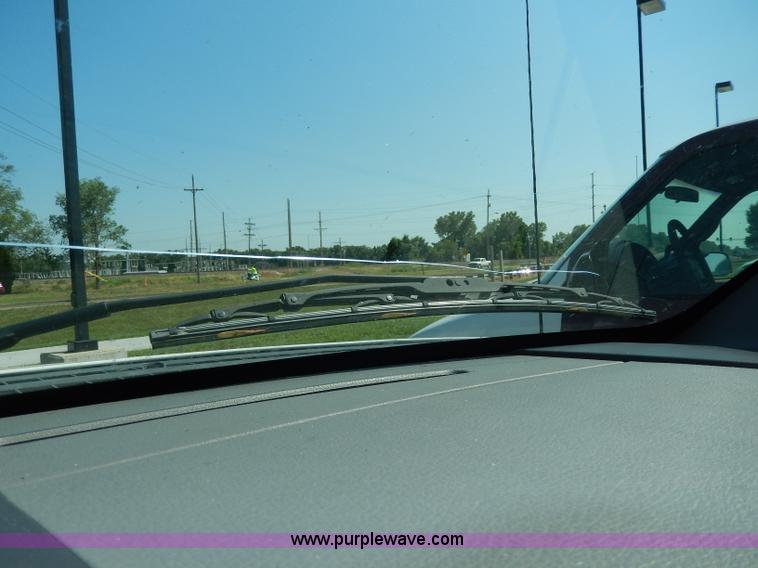 image for item I4472 2006 Ford F150 XL pickup truck