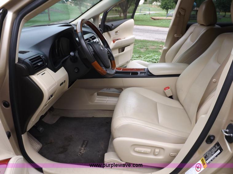 image for item I7672 2010 Lexus RX350 SUV