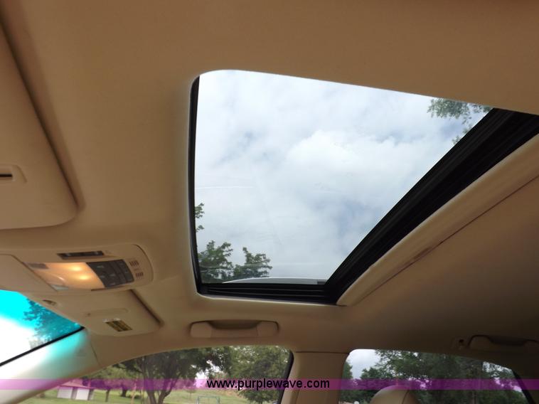 image for item I7672 2010 Lexus RX350 SUV