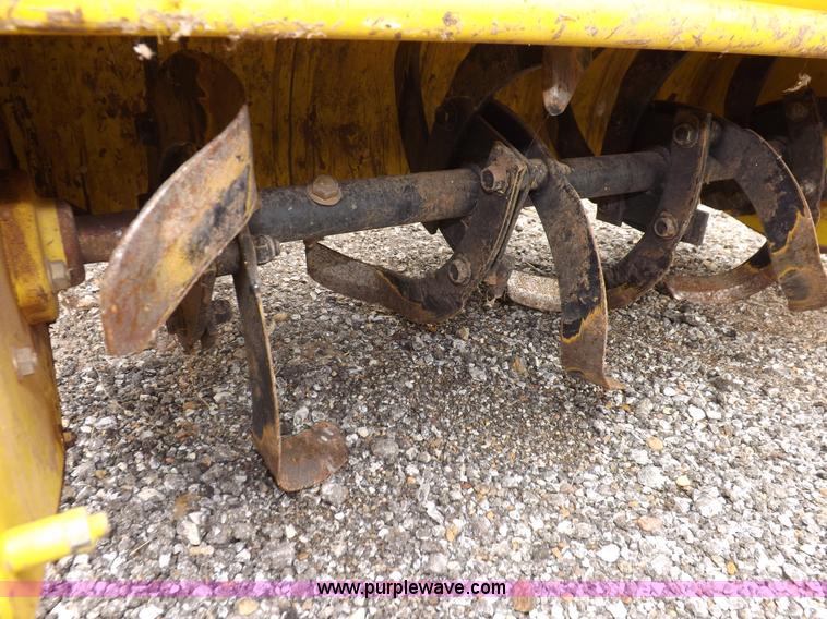 image for item I7674 John Deere 320 lawn mower