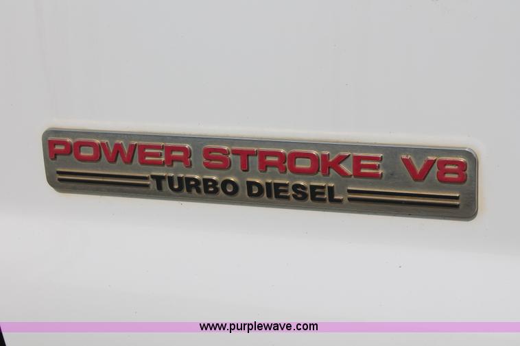 image for item I7936 2004 Ford F250 Super Duty XL Pickup truck