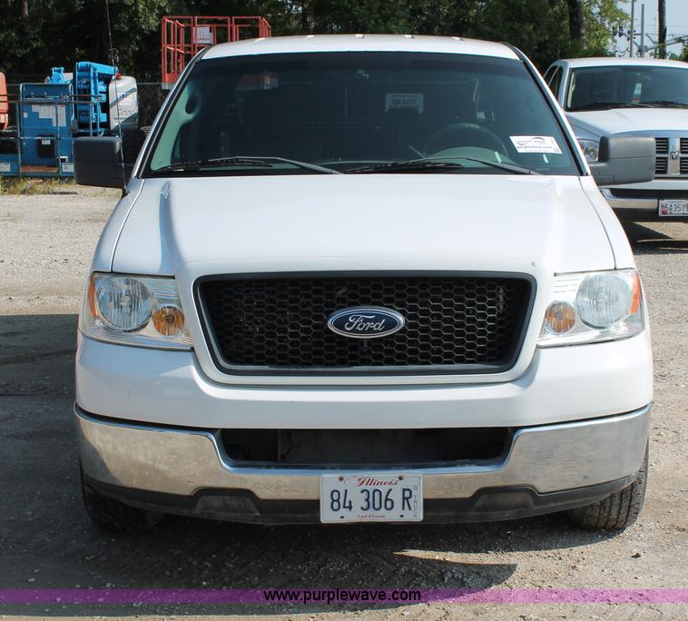 image for item I7937 2005 Ford F150 XLT SuperCab pickup truck