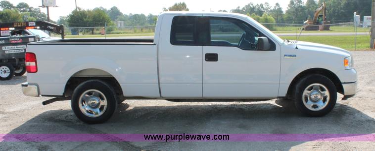 image for item I7937 2005 Ford F150 XLT SuperCab pickup truck