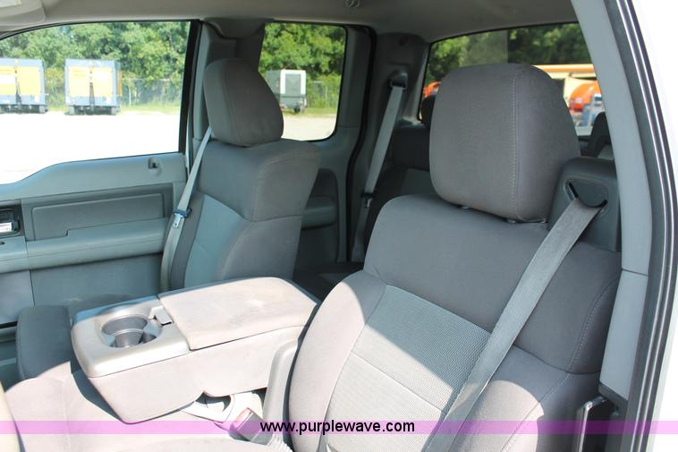 image for item I7937 2005 Ford F150 XLT SuperCab pickup truck