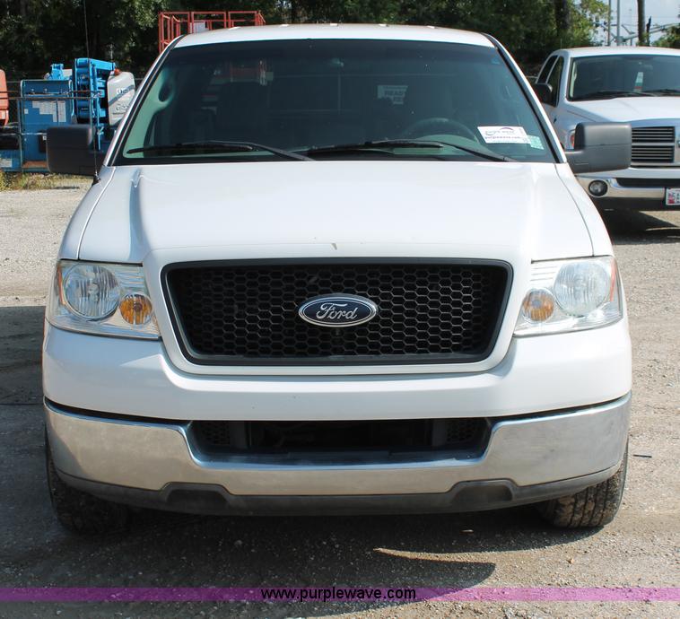 image for item I7938 2005 Ford F150 XLT SuperCab pickup truck