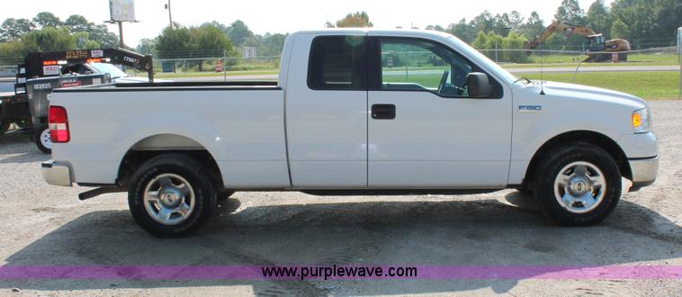image for item I7938 2005 Ford F150 XLT SuperCab pickup truck