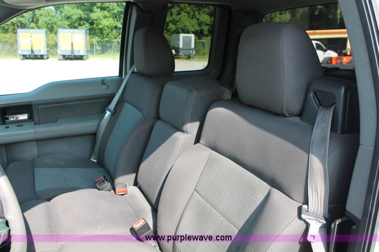 image for item I7938 2005 Ford F150 XLT SuperCab pickup truck