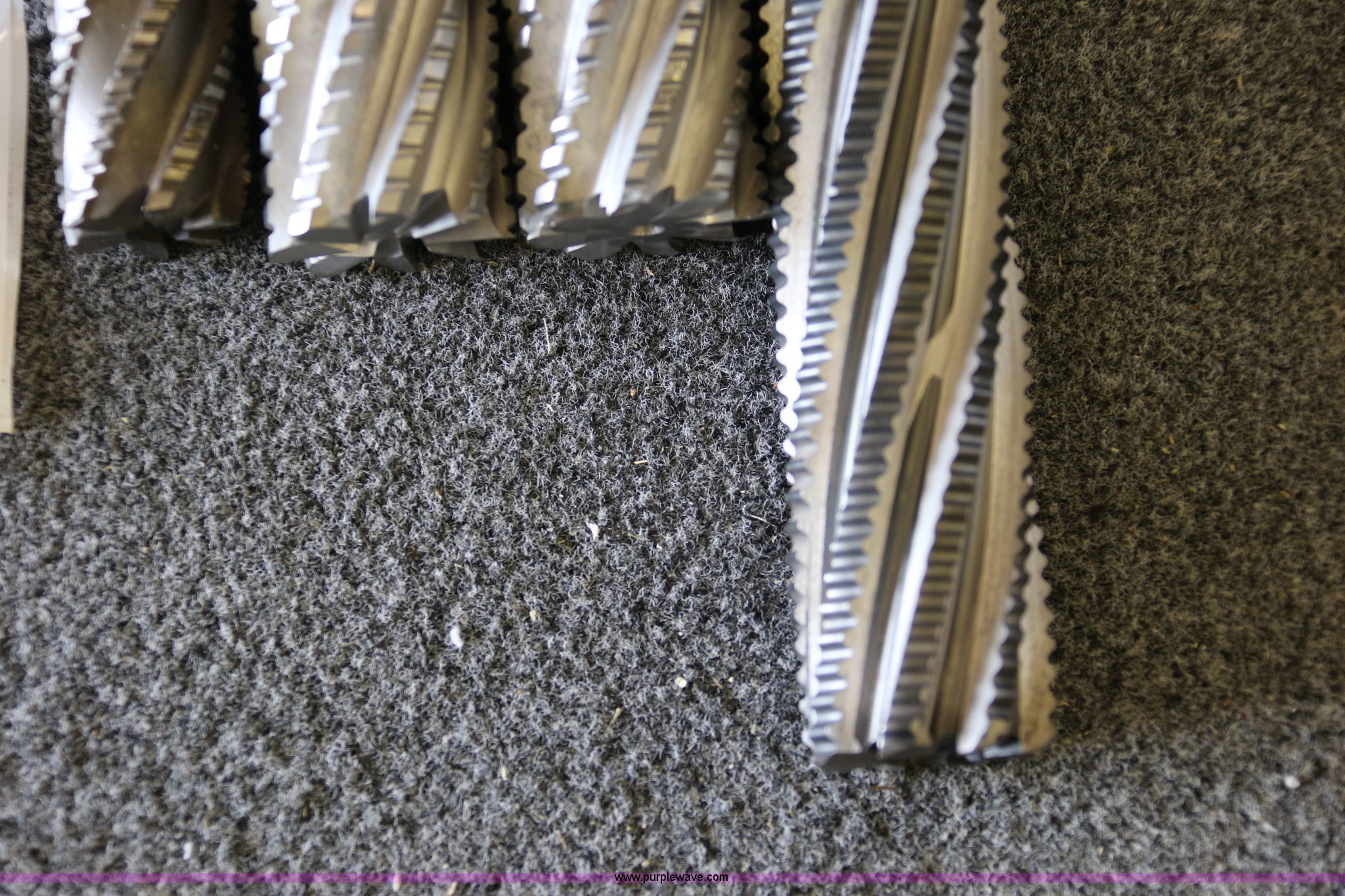 (10) Quinco end mills in Lone Jack, MO Item E2242 sold Purple Wave