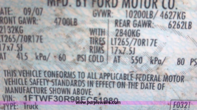 image for item G8577 2008 Ford F350 XLT Super Duty pickup truck