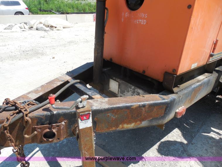 image for item G8593 Whisperwatt 25 generator