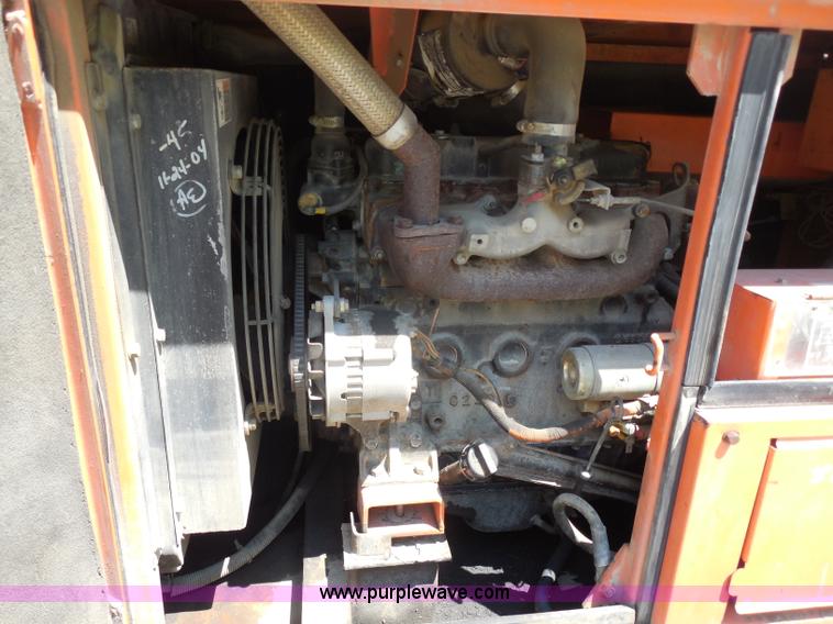 image for item G8593 Whisperwatt 25 generator