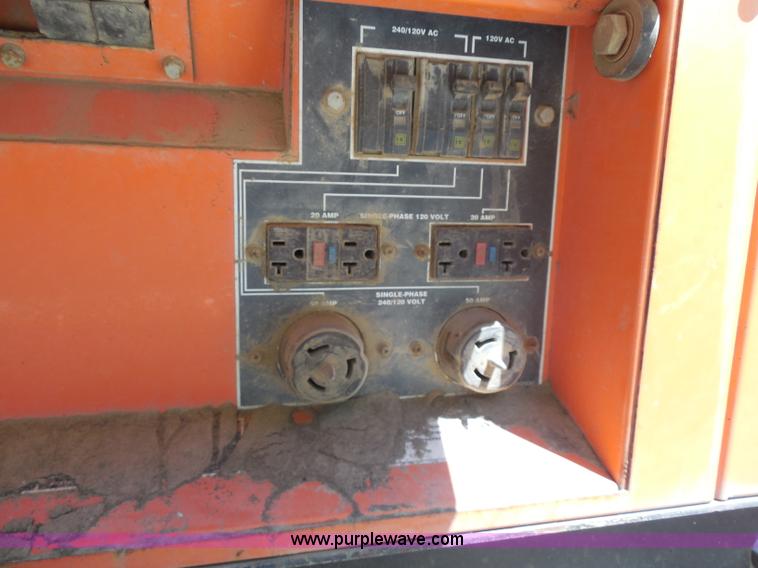 image for item G8593 Whisperwatt 25 generator