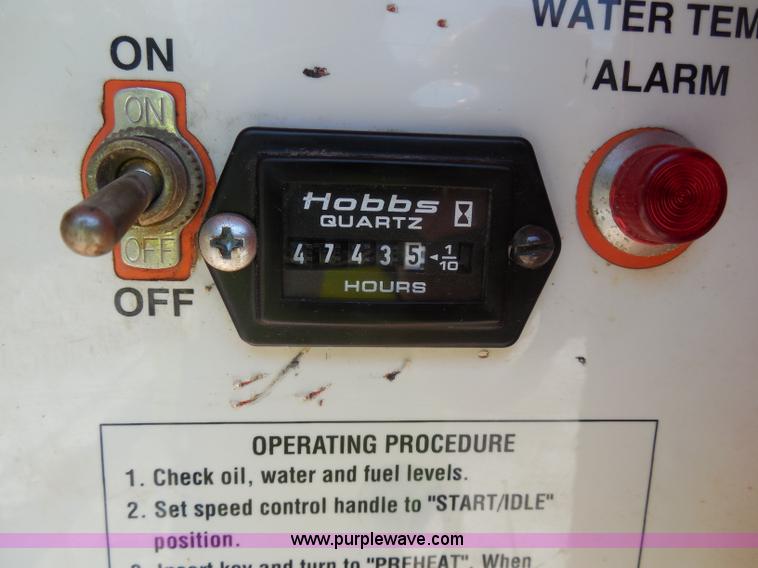 image for item G8593 Whisperwatt 25 generator