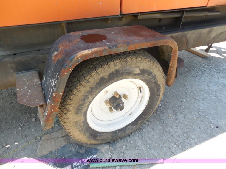 image for item G8593 Whisperwatt 25 generator