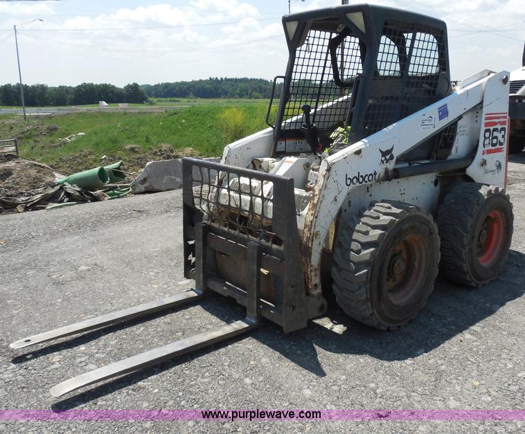 image for item G8595 1999 Bobcat 863 skid steer