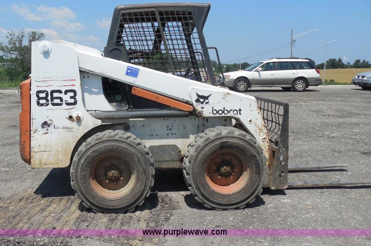 image for item G8595 1999 Bobcat 863 skid steer