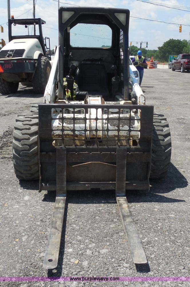image for item G8595 1999 Bobcat 863 skid steer