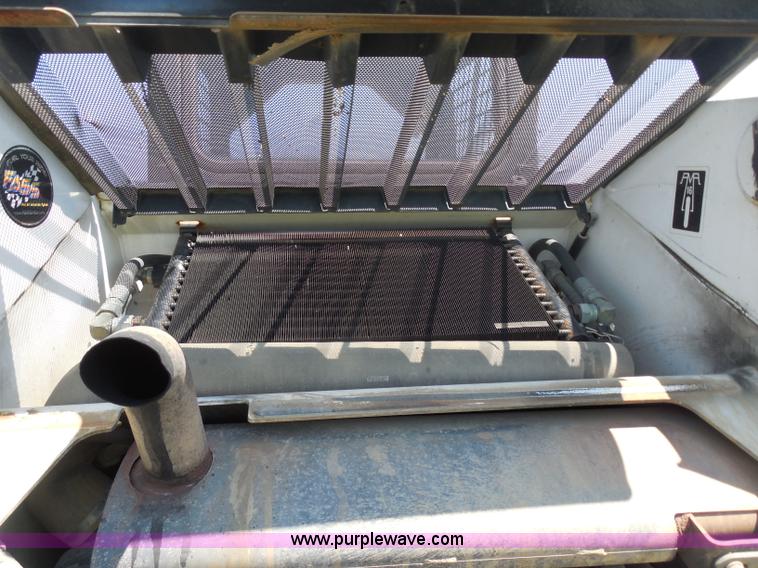 image for item G8595 1999 Bobcat 863 skid steer