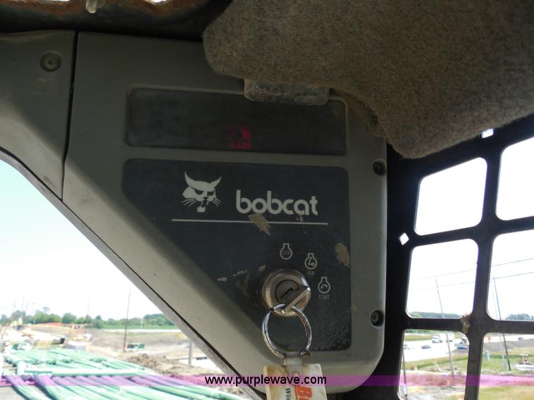 image for item G8595 1999 Bobcat 863 skid steer