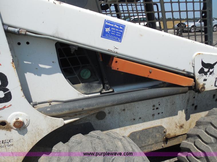 image for item G8595 1999 Bobcat 863 skid steer