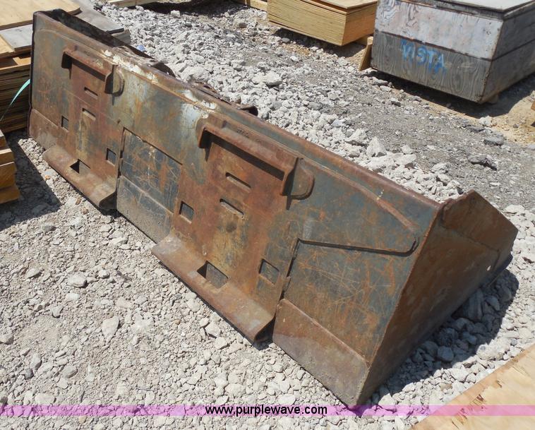 image for item G8595 1999 Bobcat 863 skid steer