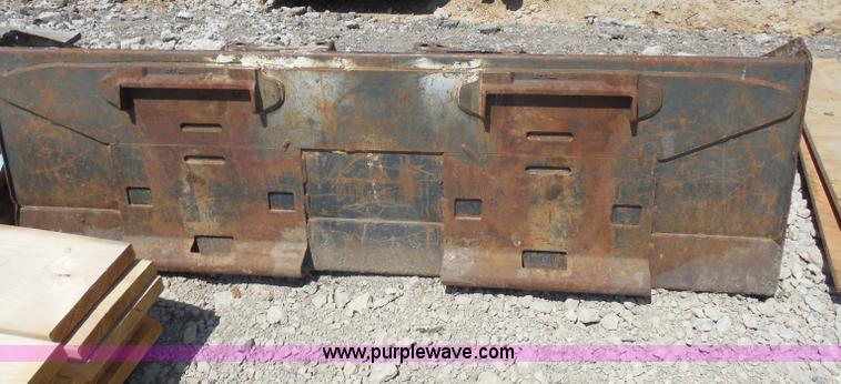 image for item G8595 1999 Bobcat 863 skid steer