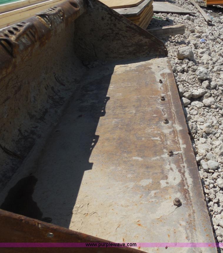 image for item G8595 1999 Bobcat 863 skid steer