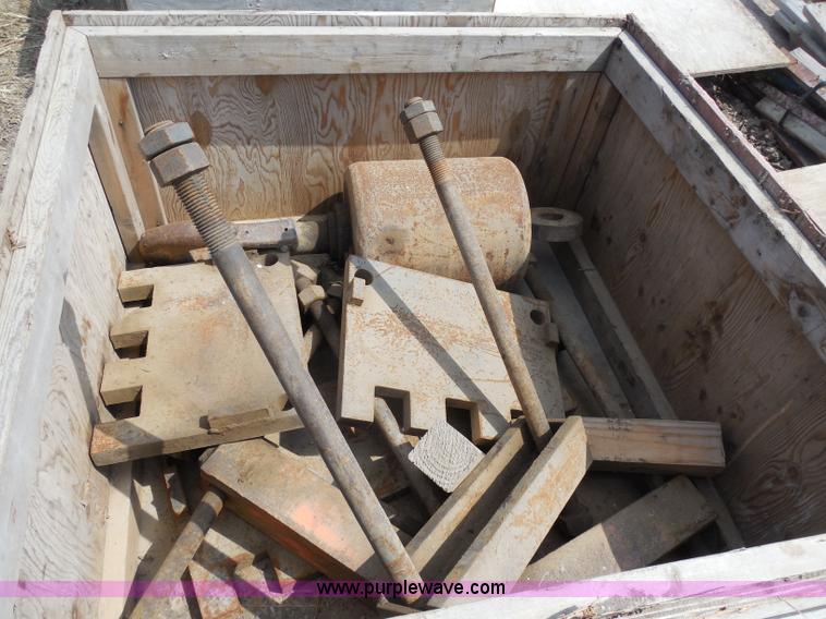 image for item G8600 Manitowoc crane parts