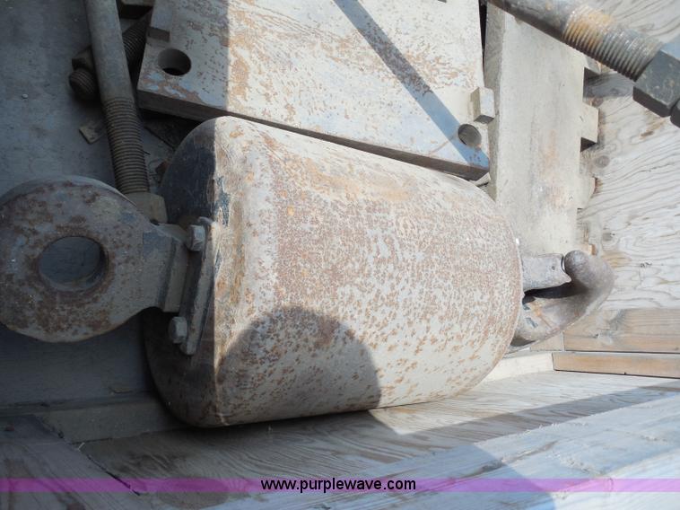 image for item G8600 Manitowoc crane parts