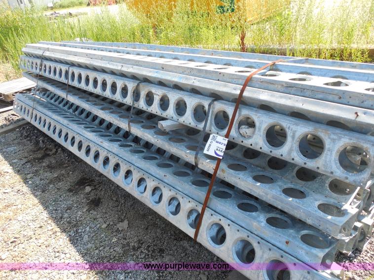 image for item G8609 Approximately 37 E-beams