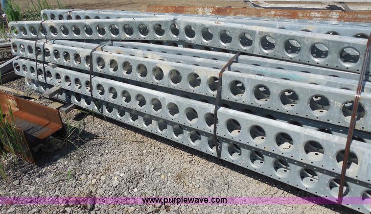 image for item G8609 Approximately 37 E-beams