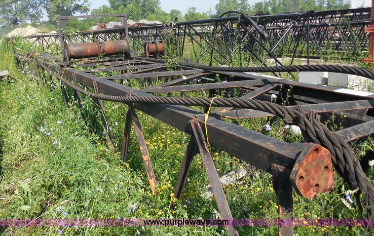 image for item G8612 Manitowoc crane boom section