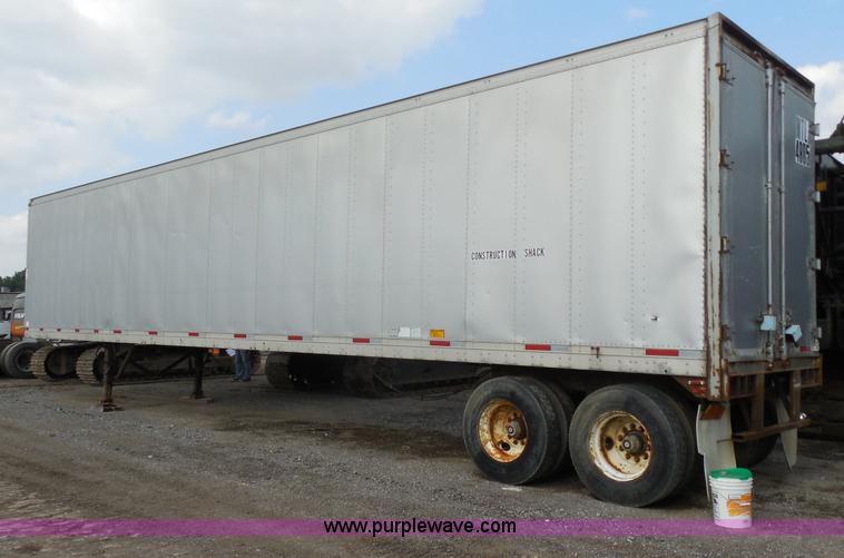 image for item G8614 1993 Monon dry van trailer