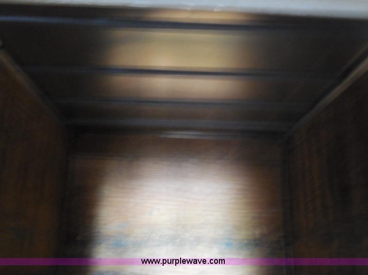 image for item G8614 1993 Monon dry van trailer