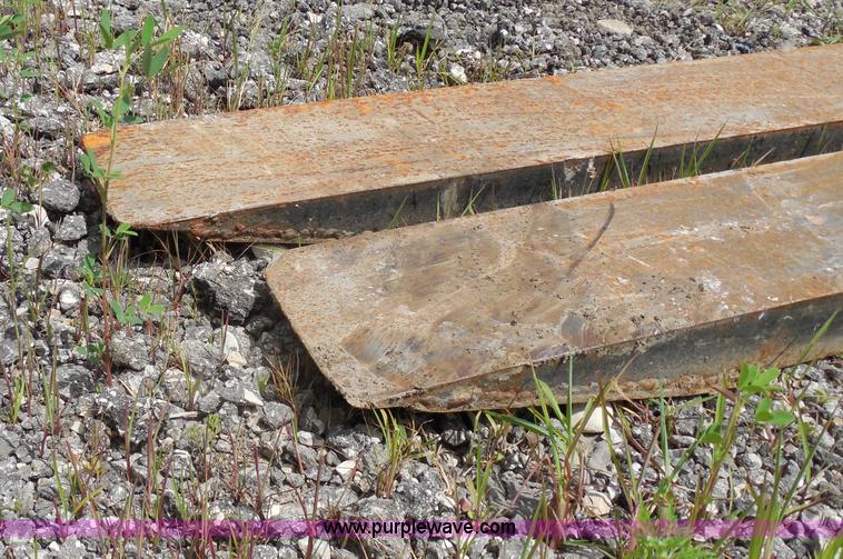 image for item G8631 7'L fork extensions