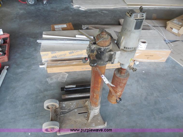 image for item G8642 Milwaukee Dymo drill