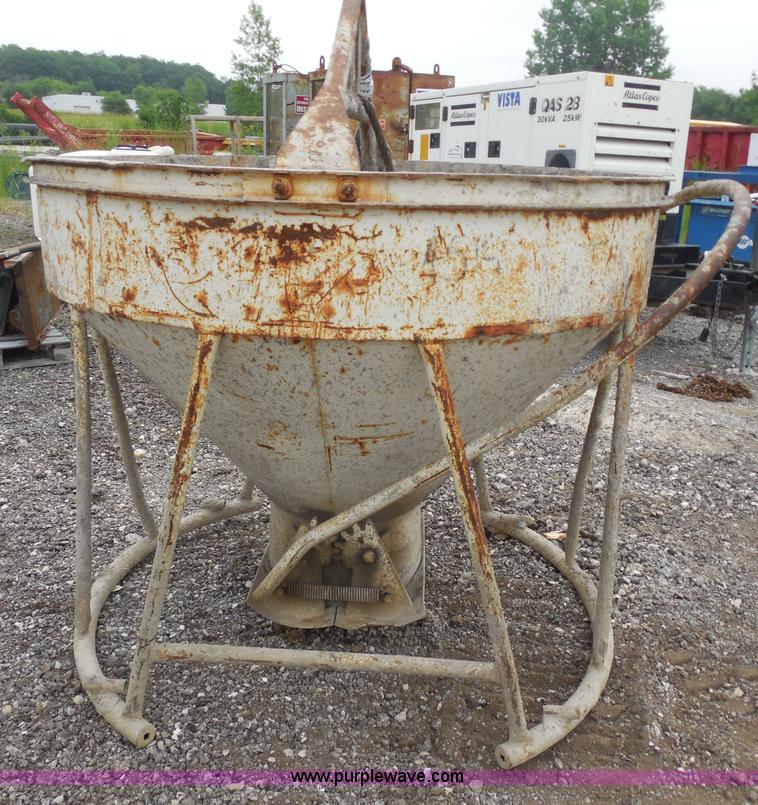 image for item G8646 Gar-Bro concrete bucket