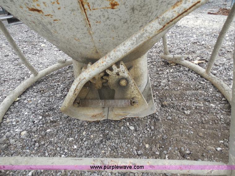 image for item G8646 Gar-Bro concrete bucket
