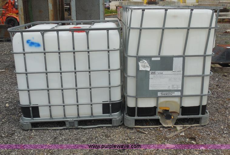 image for item G8653 (2) poly tanks