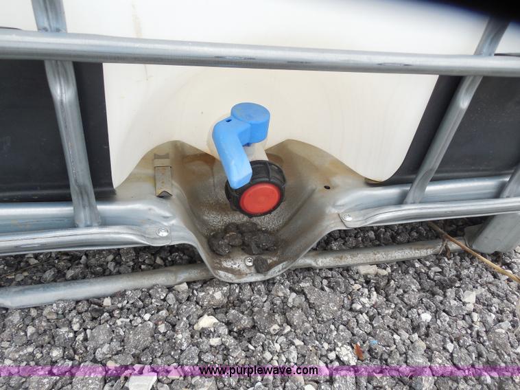 image for item G8653 (2) poly tanks