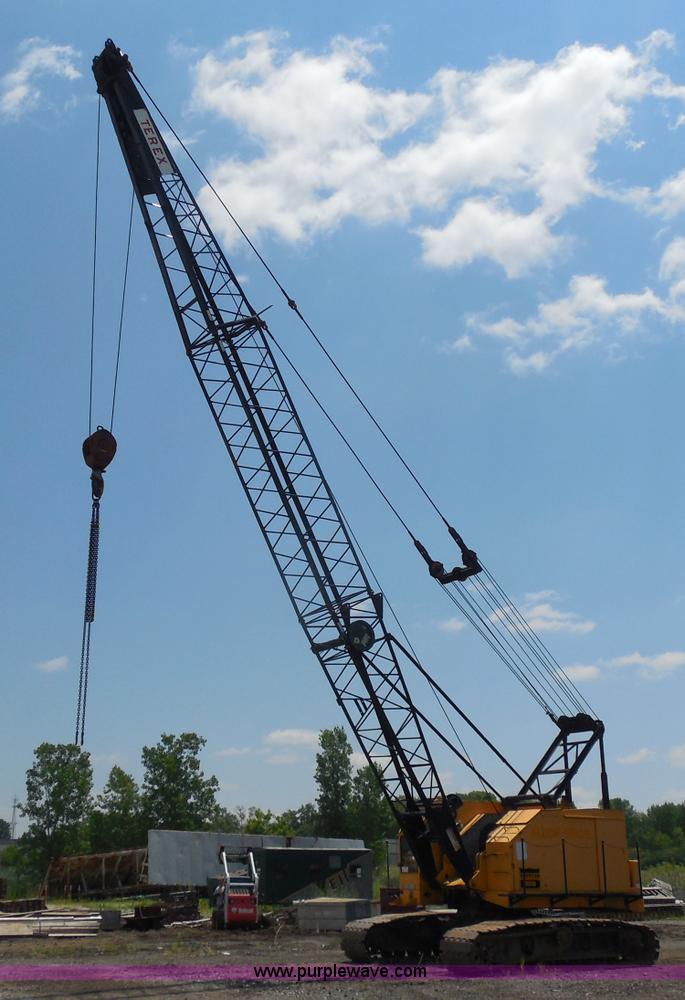 image for item G8659 1970 American 599 40-ton lattice boom crawler crane