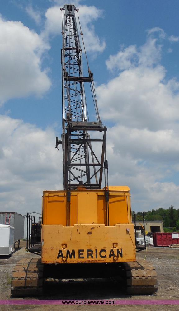 image for item G8659 1970 American 599 40-ton lattice boom crawler crane
