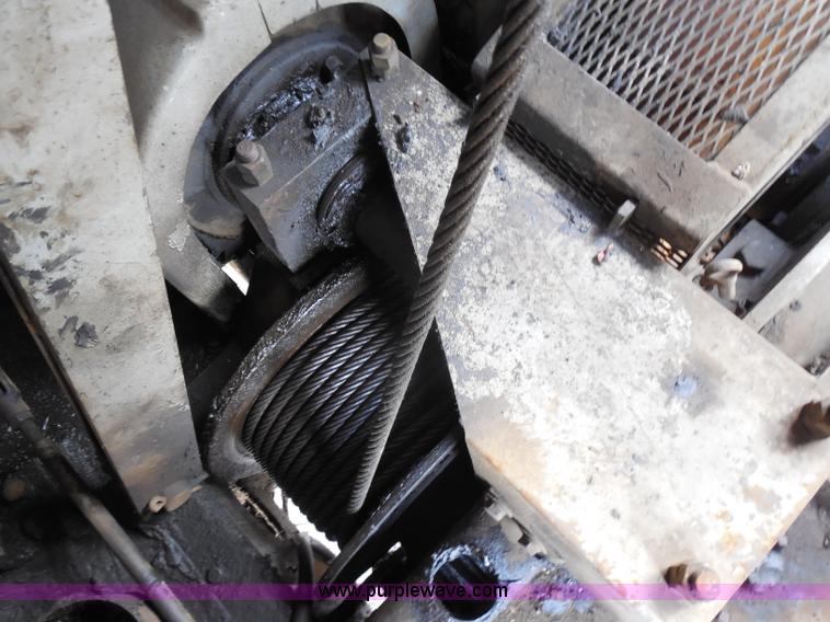 image for item G8659 1970 American 599 40-ton lattice boom crawler crane