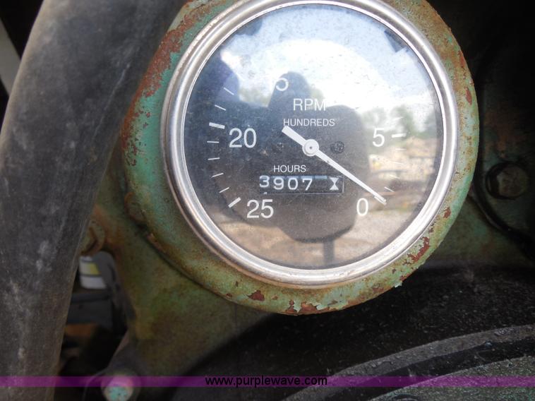 image for item G8659 1970 American 599 40-ton lattice boom crawler crane