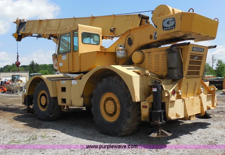 image for item G8660 1982 Grove RT65S 35-ton rough terrain crane