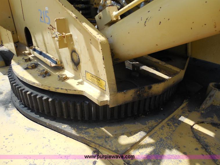 image for item G8660 1982 Grove RT65S 35-ton rough terrain crane