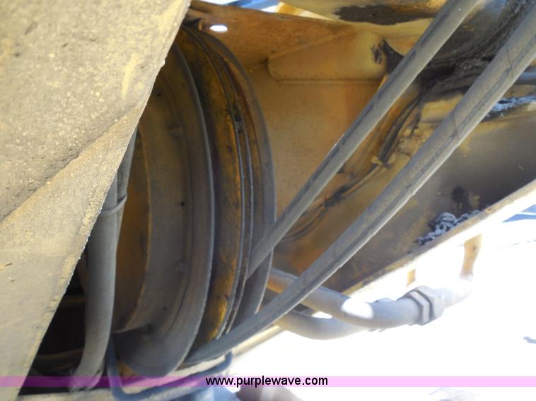 image for item G8660 1982 Grove RT65S 35-ton rough terrain crane