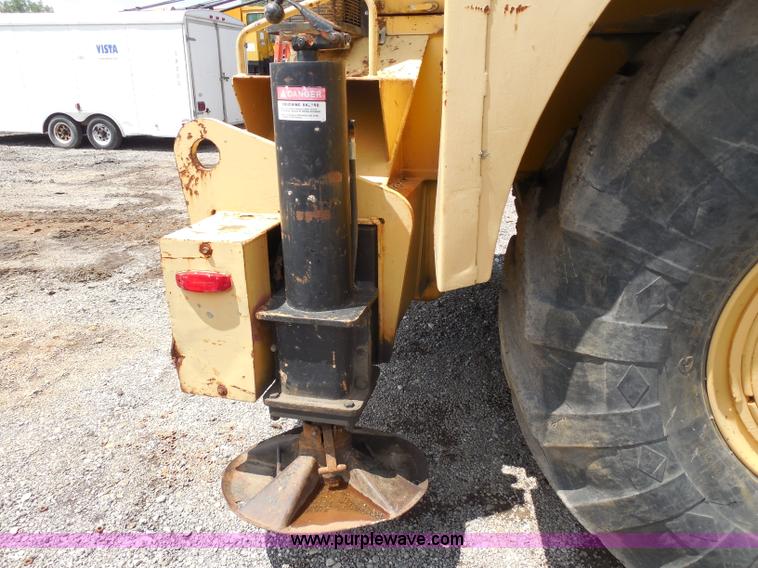 image for item G8660 1982 Grove RT65S 35-ton rough terrain crane