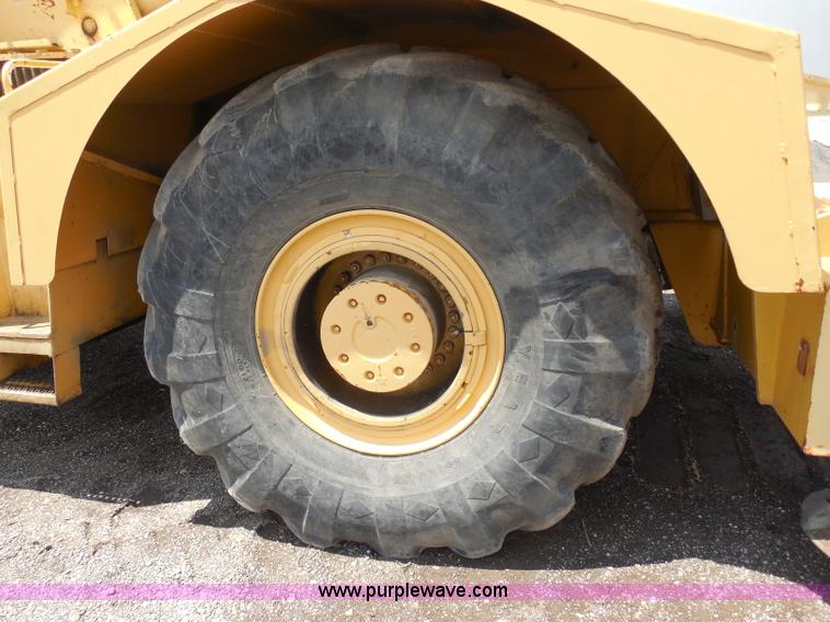 image for item G8660 1982 Grove RT65S 35-ton rough terrain crane