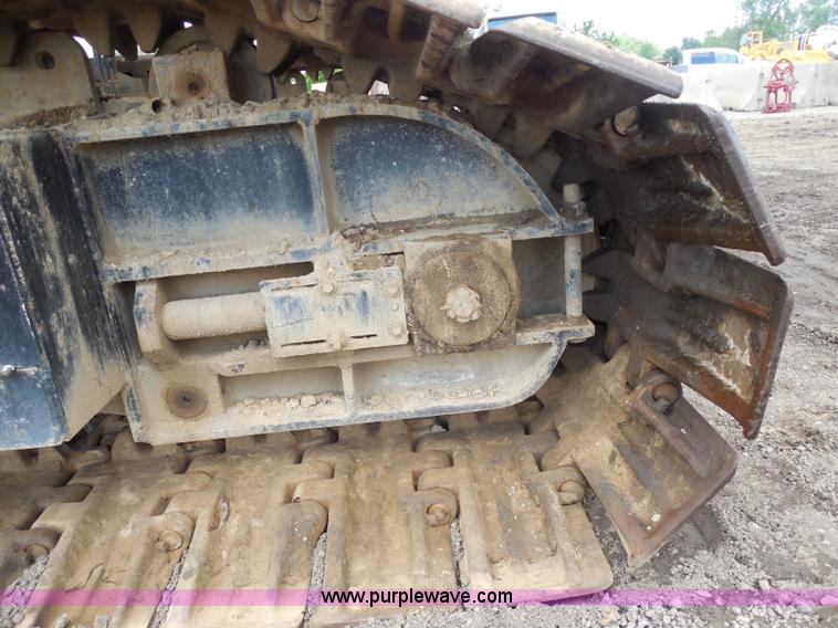 image for item G8661 1975 Lorain L-790 100-ton lattice boom crawler crane